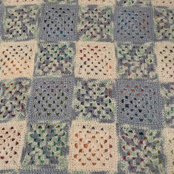 Handmade Crochet Blanket - Picture 3 of 4